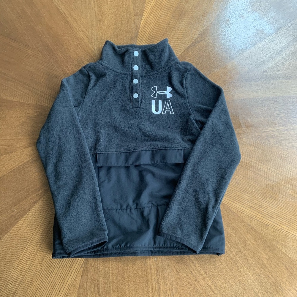 Under Armour Girls 1/2 Snap pullover M